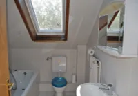 Vollbad mit Wanne und Dusche