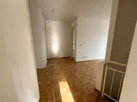 Eingangsbereich mit hochwertigen Einbauschrank 