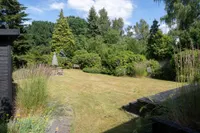 Großzügiger Garten