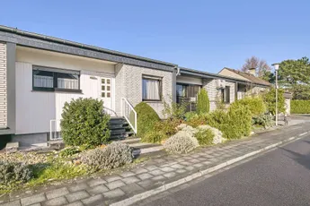 ** Provisionsfrei ** Charmantes Split-Level-Reihenhaus in beliebter Lage von Willich-Schiefbahn