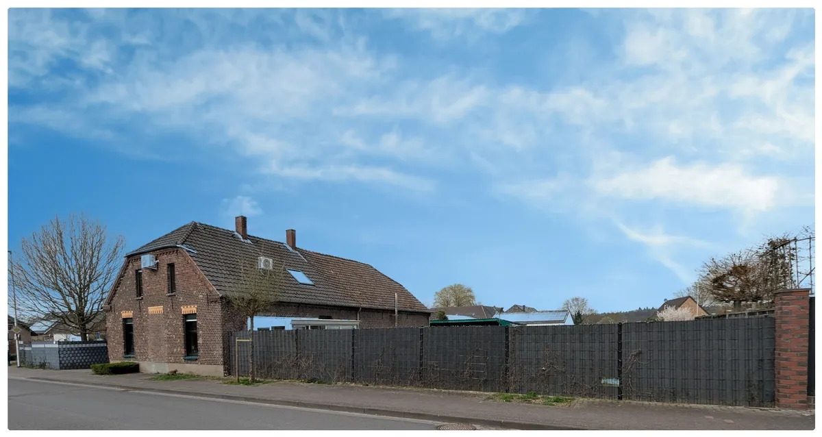 Straßenansicht