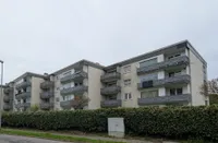 Straßenansicht zum Balkon