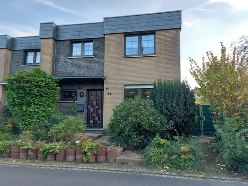 Reihenendhaus mit vielfältigen Nutzungsmöglichkeiten in ruhiger Wohnlage in Geldern