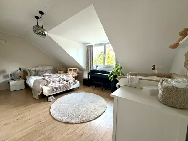 Großzügige 2-Zimmer-Wohnung im 2.OG mit schönem Balkon und Pkw-Stellplatz - Foto 3