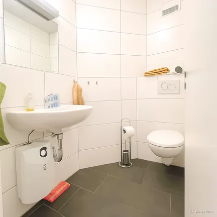 Gäste-Toilette im Erdgeschoss