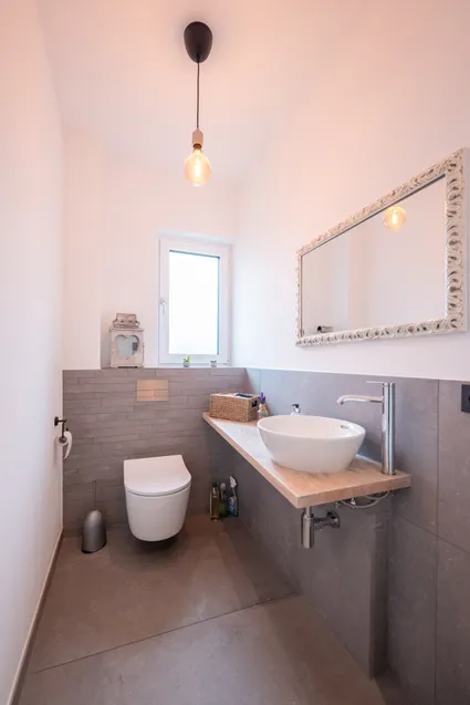 Gäste-WC EG