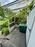 Erdgeschoss -  Zugang zur Garage und zum Garten