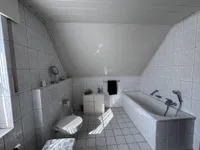 und Badewanne 