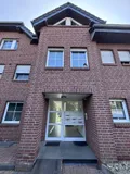 Hausansicht /Eingang 