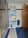 Badezimmer mit Dusche, 