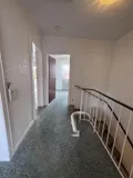Auf Wunsch mit Treppenlift 