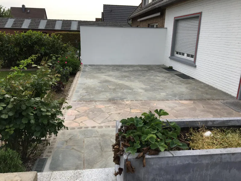 Terrasse im Erdgeschoss