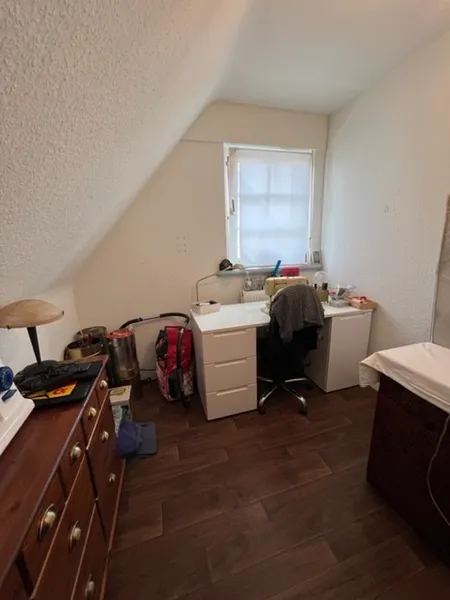 Kinderzimmer/Büro Dachgeschoss