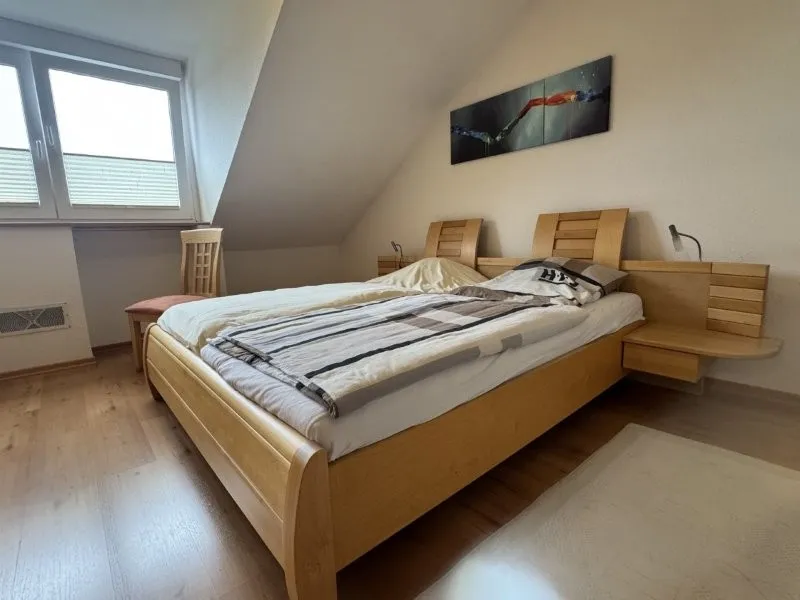 Schlafzimmer obere Wohnung
