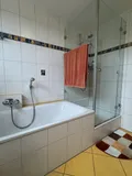 Badezimmer obere Wohnung