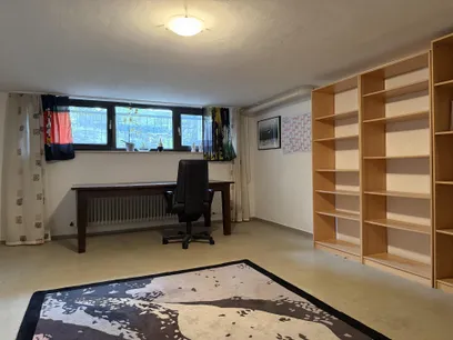 Zimmer im Souterrain 