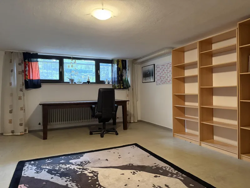 Zimmer im Souterrain 