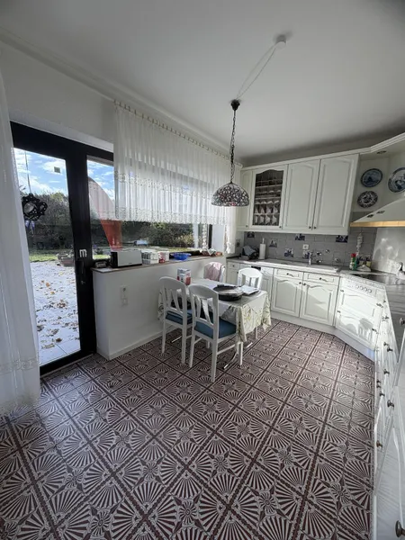 ...mit Austritt Terrasse 