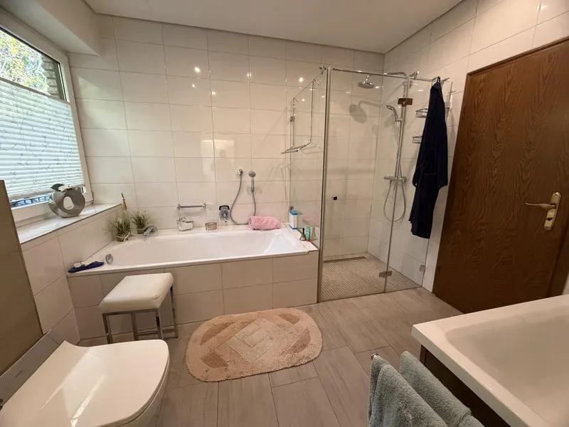 Modernisiertes Badezimmer 