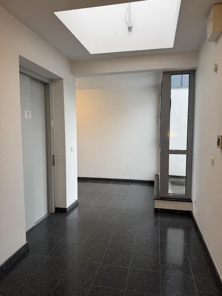 Aufzug bis in das oberste Geschoss 