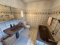 Badezimmer mit Wanne
