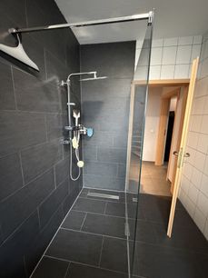 und Dusche