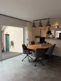 Zwei Ausgänge in den Garten 