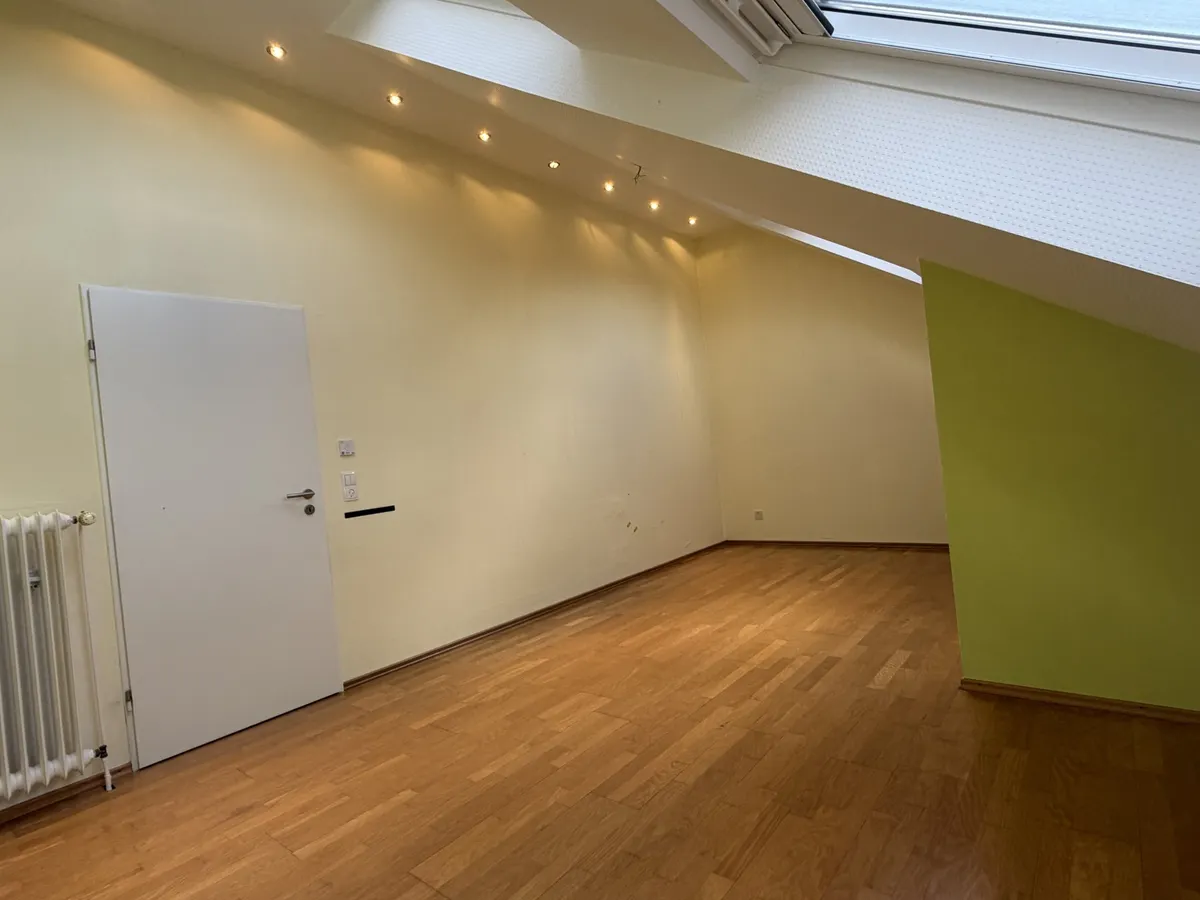 Geräumiges Kinderzimmer in der Ebene 4