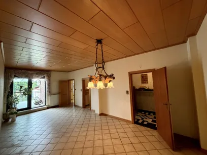 Wohnzimmer mit TErrassenaustritt