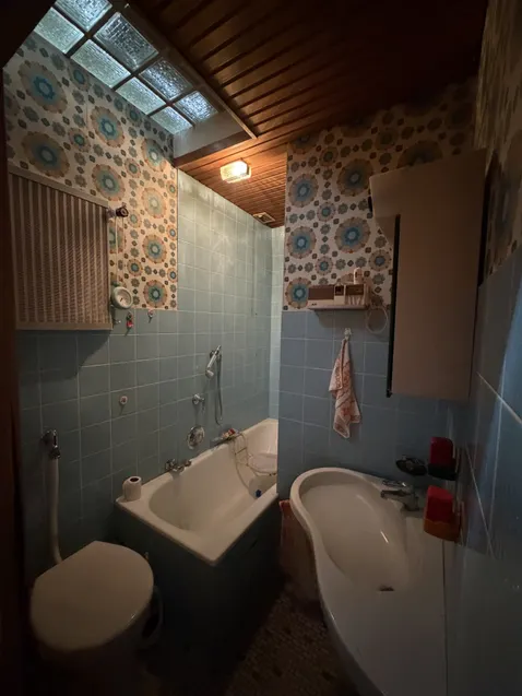 Badezimmer im Obergeschoss
