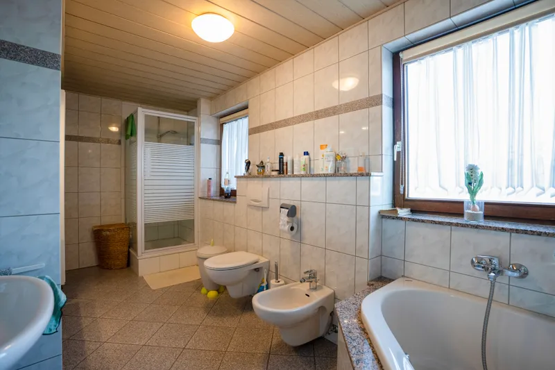 Badezimmer DG