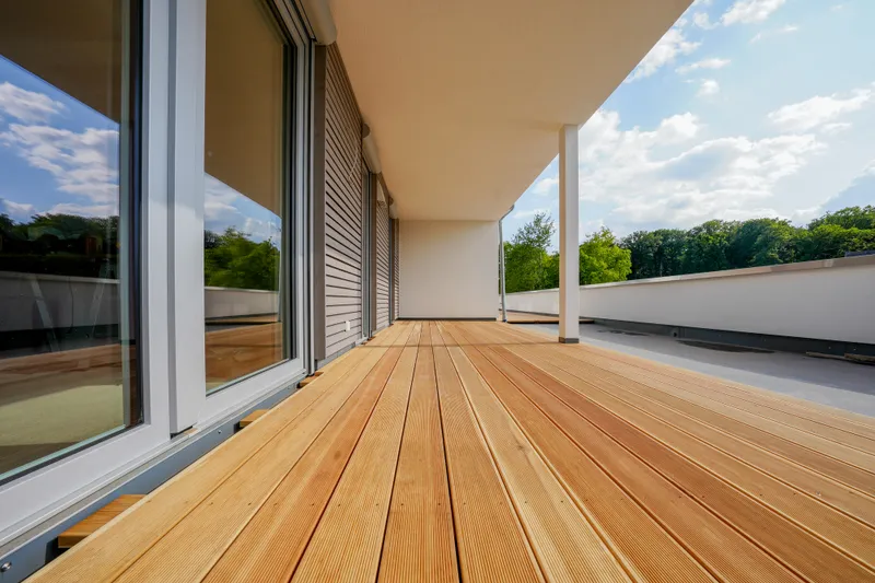 Überdachte Dachterrasse