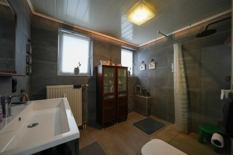 Badezimmer EG