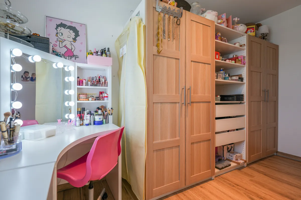 Ankleidezimmer Kind