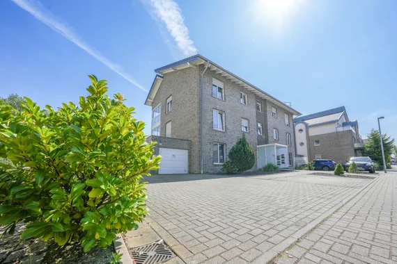 Einziehen, durchatmen, ankommen – Erdgeschosskomfort im begehrten Oerather Mühlenfeld