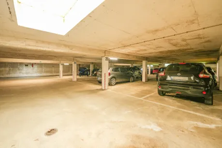 Tiefgaragenstellplatz