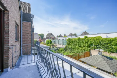 Balkon an Schlafzimmer