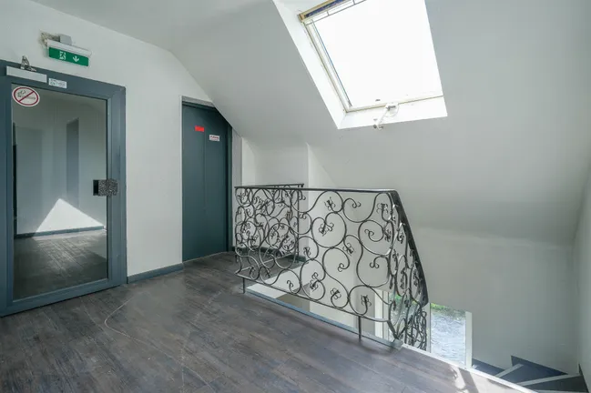 Treppenhaus 2. OG