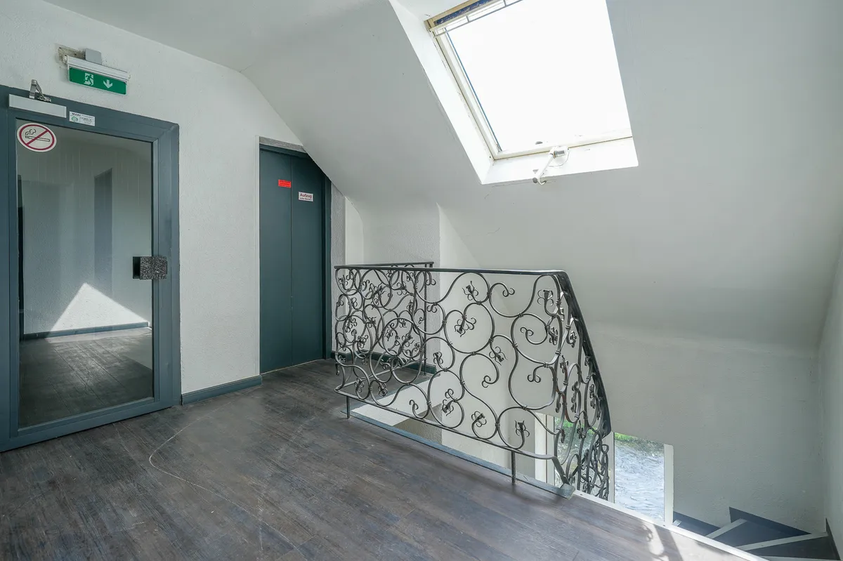 Treppenhaus 2. OG