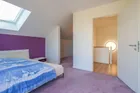 Schlafzimmer mit Ankleide