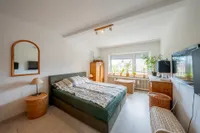 10 Schlafzimmer OG
