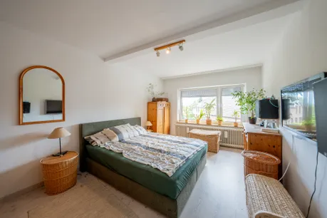 10 Schlafzimmer OG