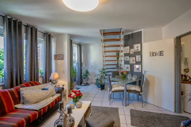Wohnzimmer DG