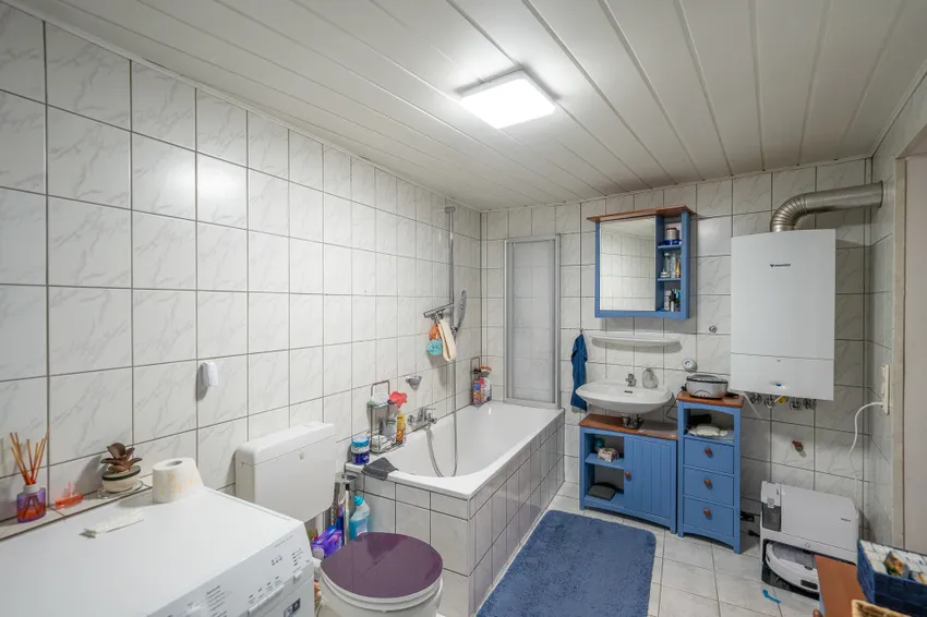 Badezimmer EG rechts