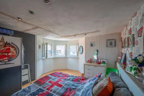 Schlafzimmer DG