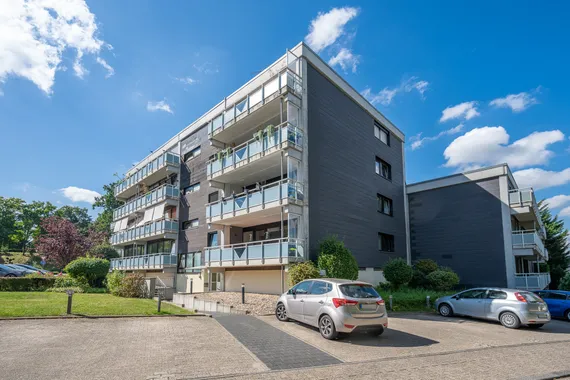 Lichtdurchflutete 3-Zimmer-Wohnung mit Balkon und moderner Ausstattung