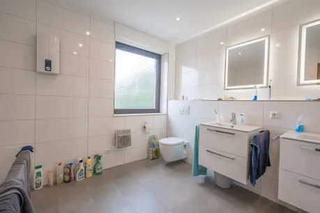 Badezimmer WHG 1. OG