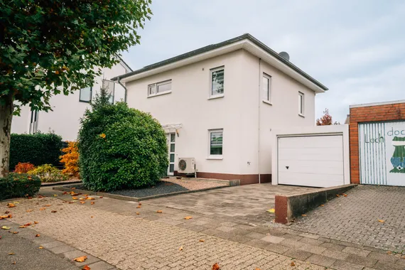 Exklusives Einfamilienhaus in Marienberg – Lebensqualität, Eleganz und Wohnkomfort vereint