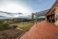 Terrasse mit Blick in den Garten