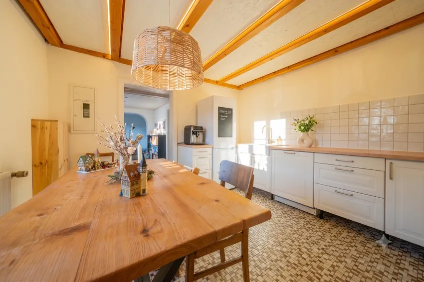 Küche Vorderhaus KI generiert